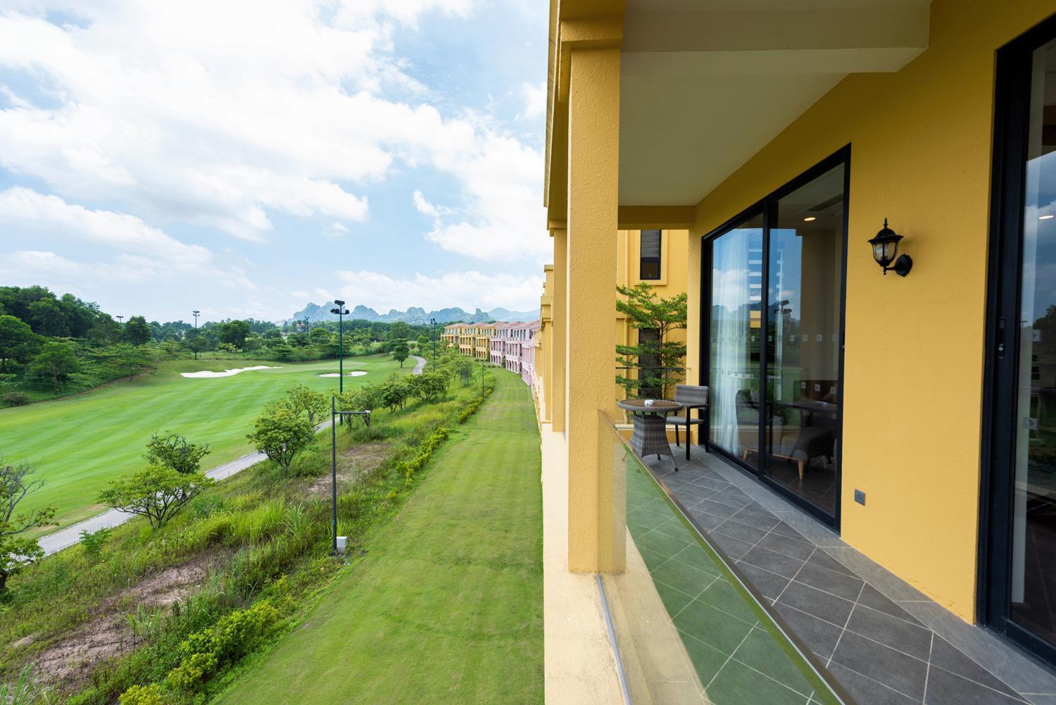 Wyndham Sky Lake Resort&Villas Hanoi Eksteriør bilde